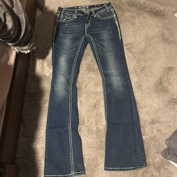 R and R low rise jean boot cut - Picture 2 of 3